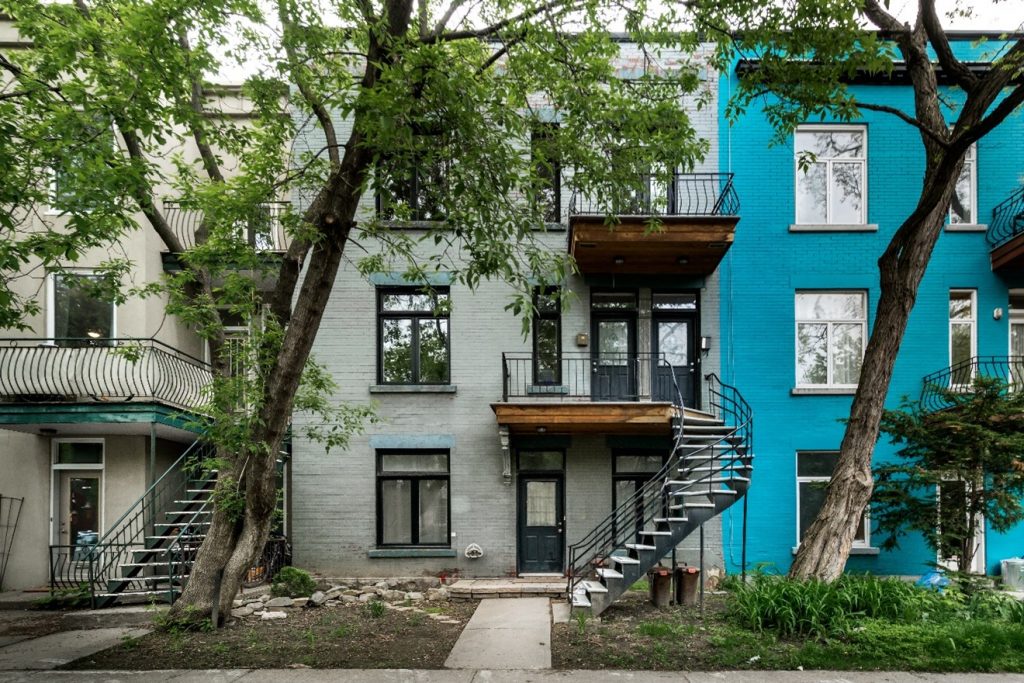 10 PLEX à vendre pour moins de 300 000 sur la RiveNord de Montréal