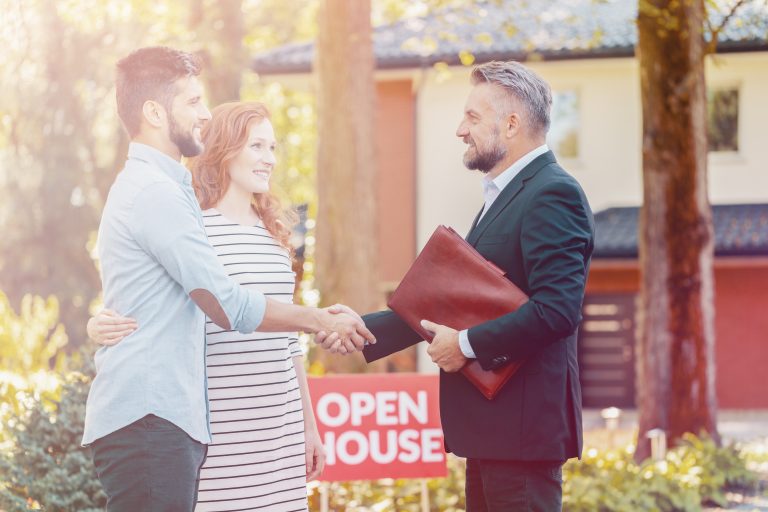 Acheter maison avec courtier immobilier