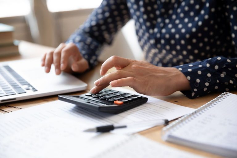 calculatrices courtiers